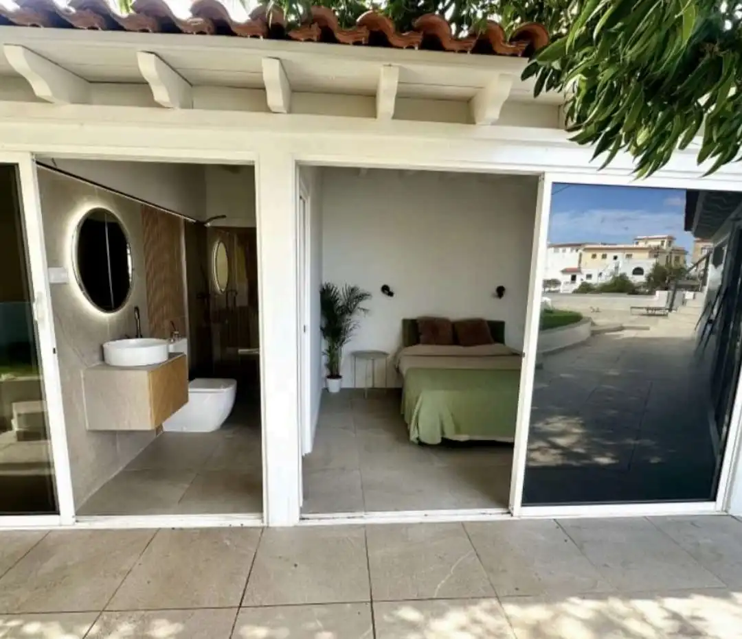 Dormitori de Casa o xalet en venda en Adeje amb Jardí privat, Terrassa i Piscina