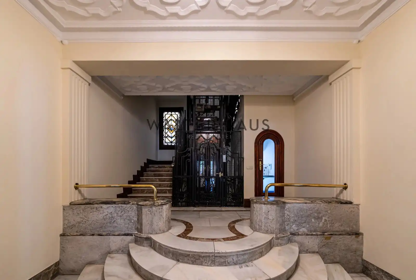 Flat for sale in Madrid  with Air Conditioner, Heating and Oven