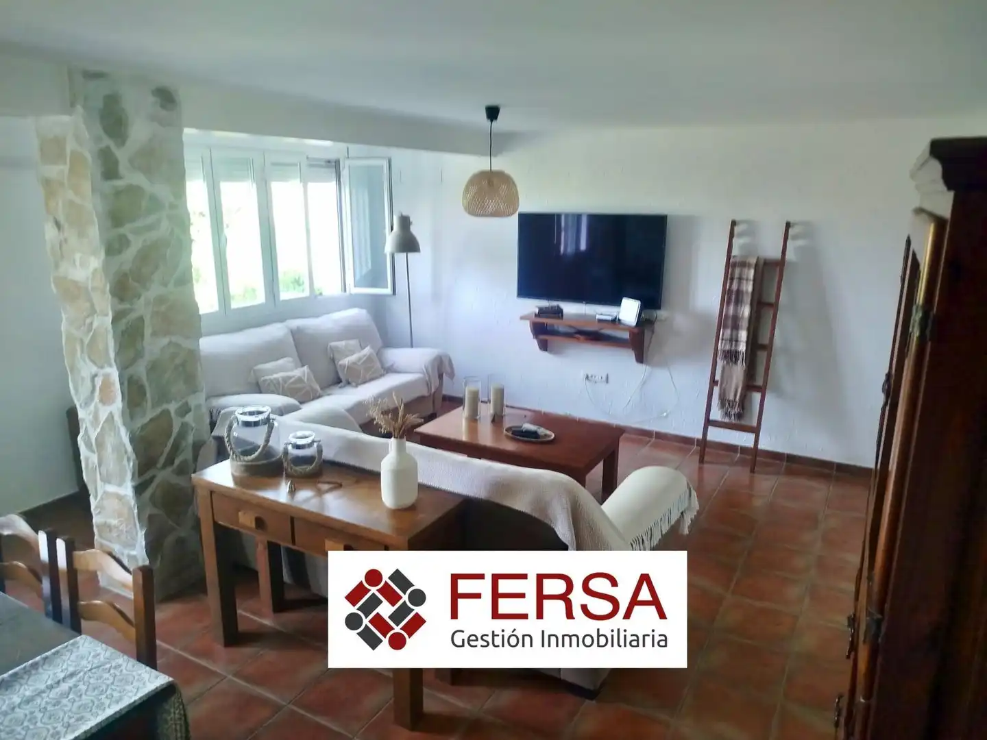 Living room of Flat for rent in El Puerto de Santa María  with Air Conditioner, Heating and Private garden