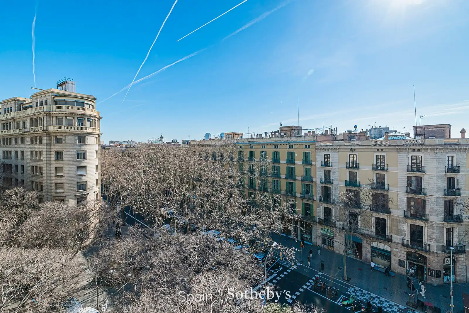 Außenansicht von Wohnungen zum Verkauf in Barcelona mit Klimaanlage, Heizung und Abstellraum