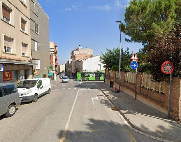 Piso en Venta en Carrer del Vallès en Fonts dels Capellans - Sagrada Família