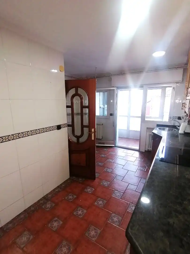 Wohnung zur Miete in Gijón  mit Heizung, Parkett und Terrasse