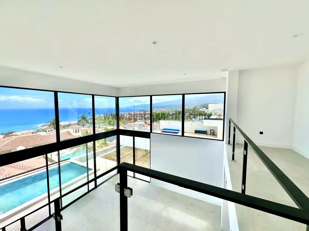 Exterior view of Houses for sale in Los Realejos  with Terrace, Swimming Pool and Balcony