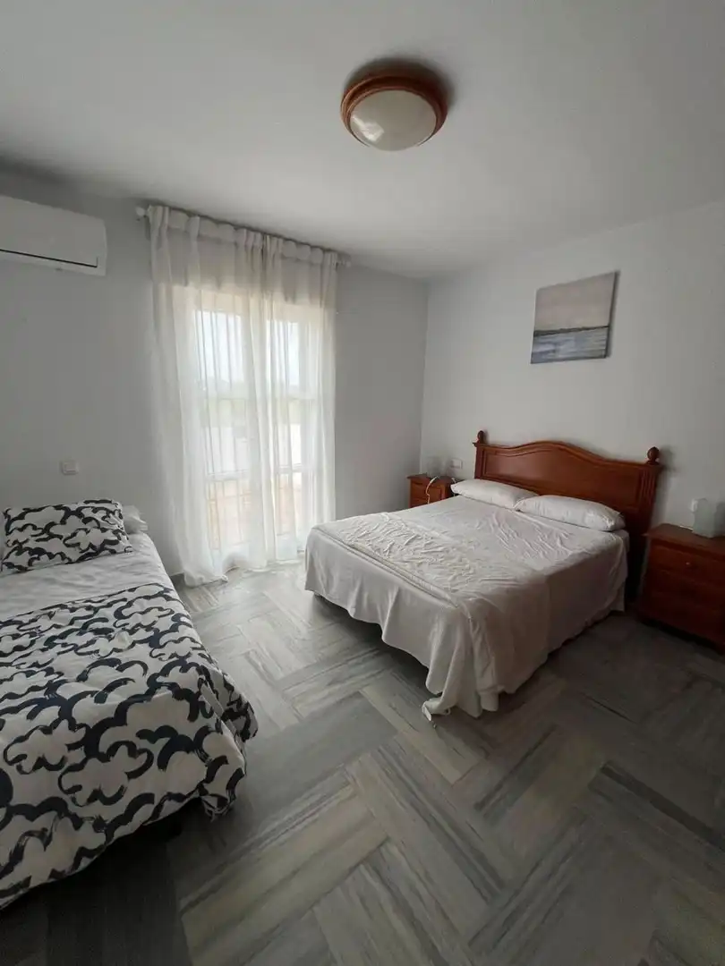 Bedroom of Houses for sale in Chiclana de la Frontera