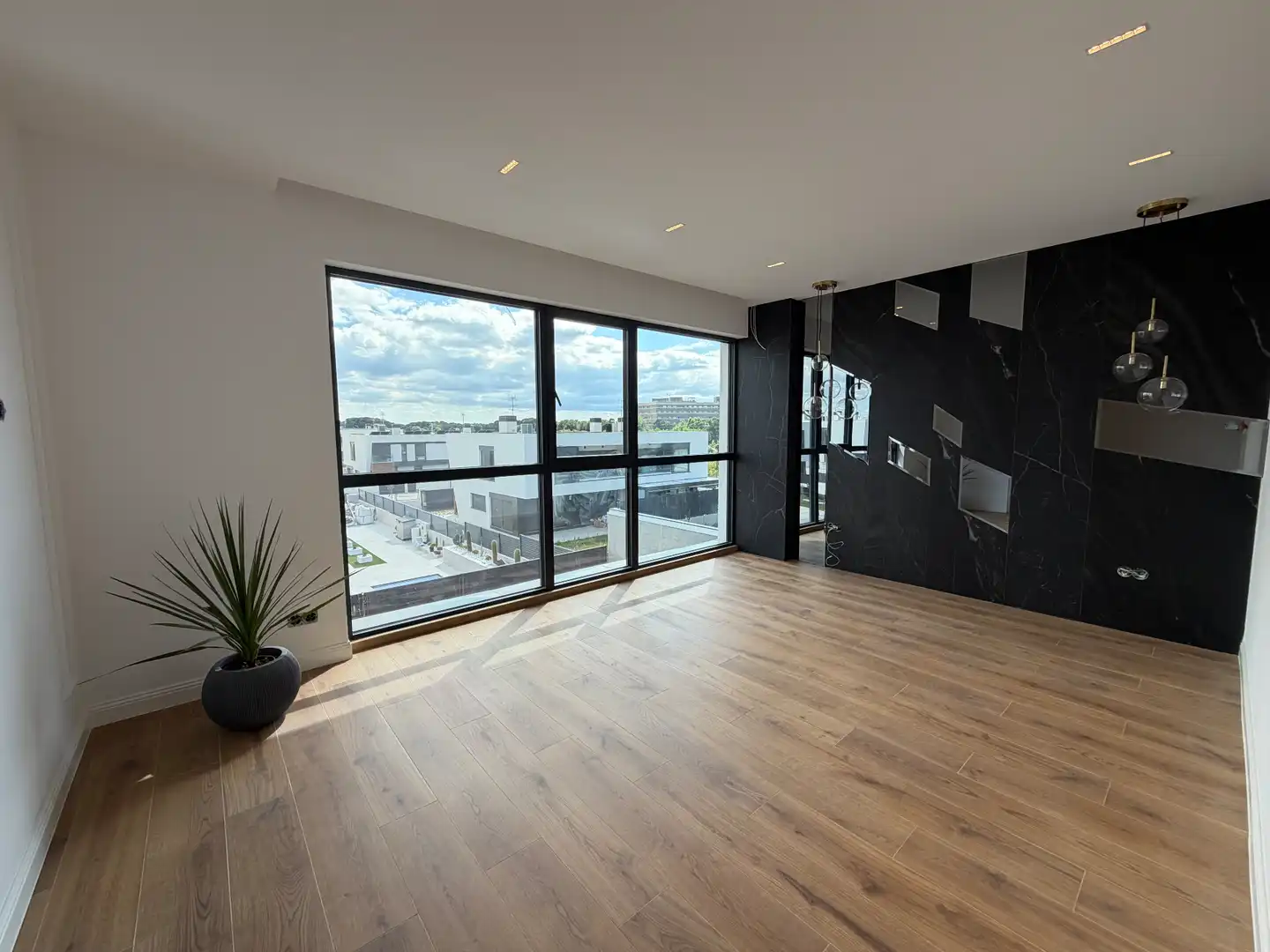 Reihenhaus mit Pool zum Verkauf in Calle Tallín, imagen 20