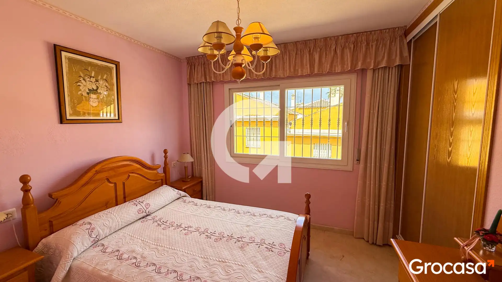 Dormitori de Casa adosada en venda en Vélez-Málaga amb Aire condicionat, Calefacció i Jardí privat