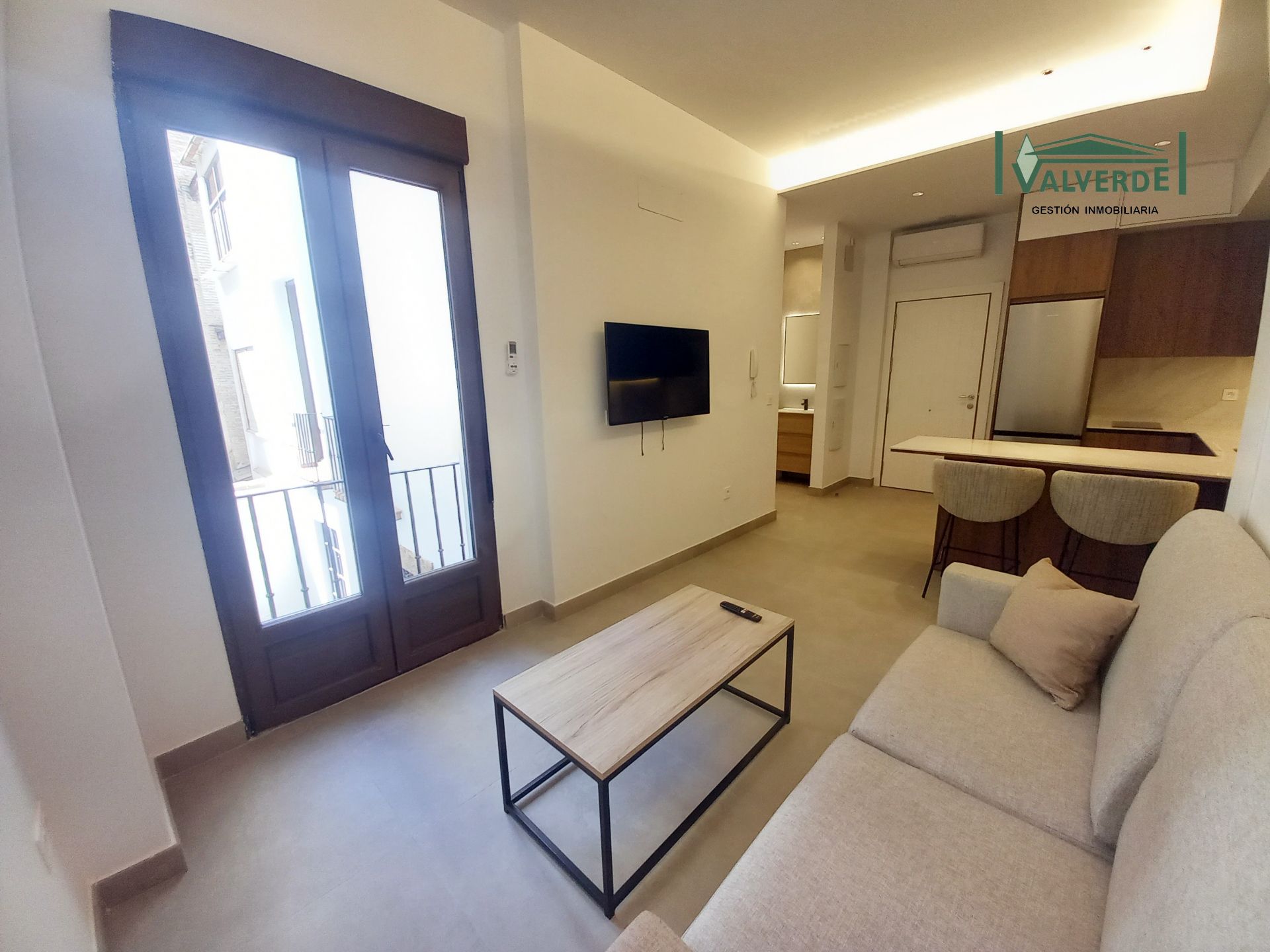 Loft to rent in Calle Puentezuelas, Centro - Sagrario