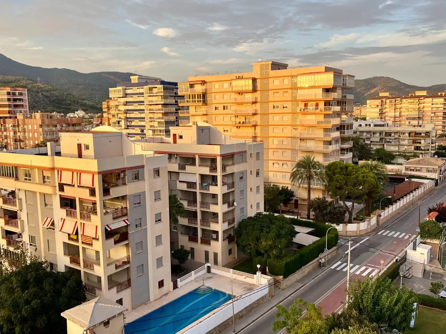 Vista exterior de Apartamento de alquiler en Benicasim / Benicàssim con Calefacción, Jardín privado y Terraza
