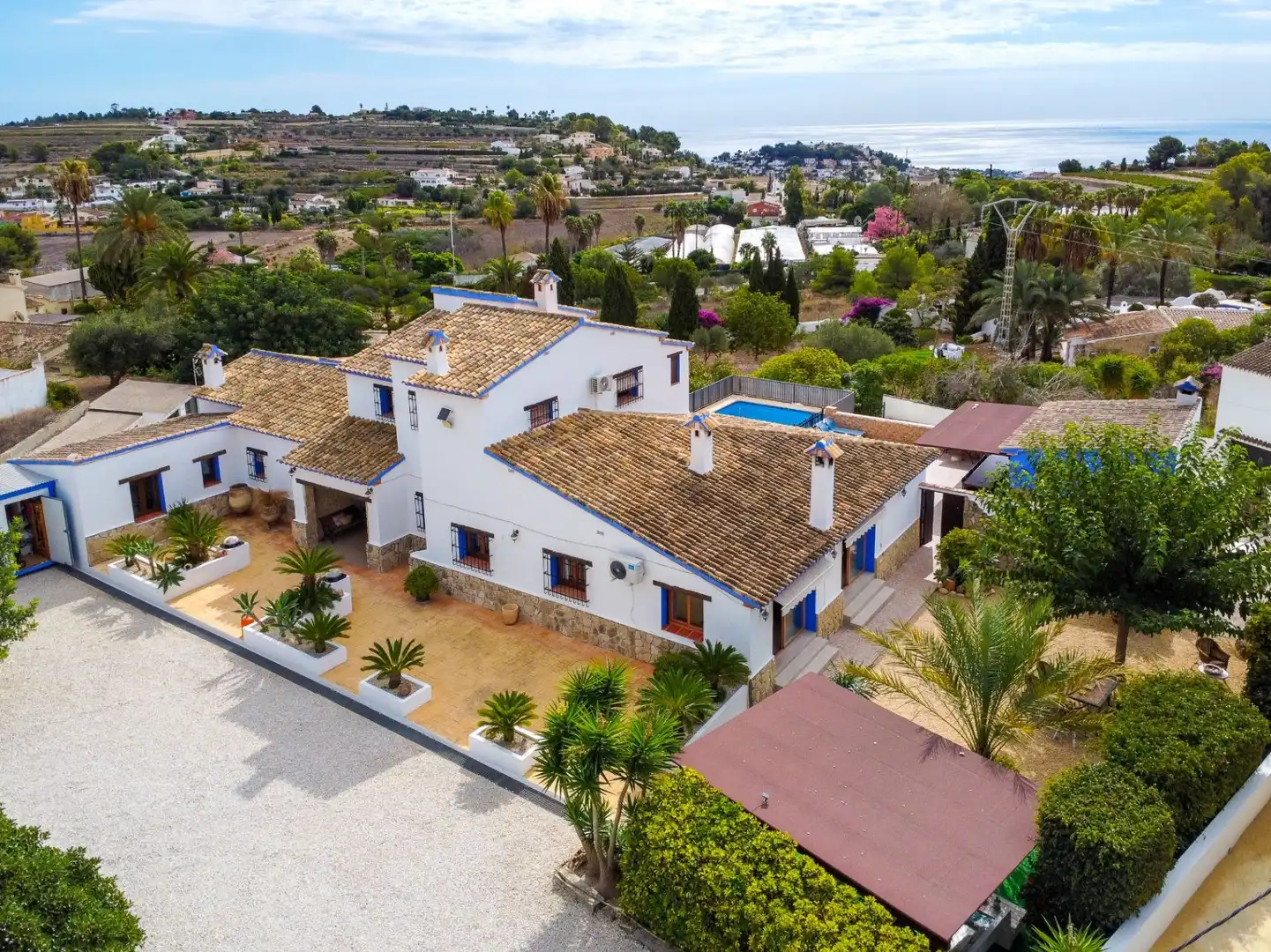Maison rustique avec piscine à vendre à Benissa pueblo