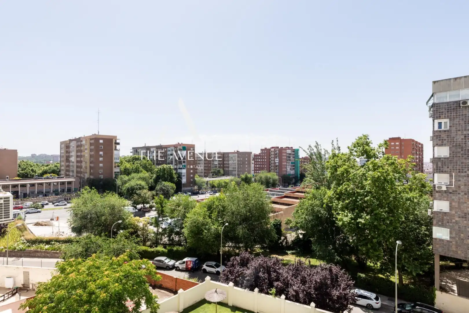 Vista exterior de Pis en venda en Madrid amb Aire condicionat, Calefacció i Moblat