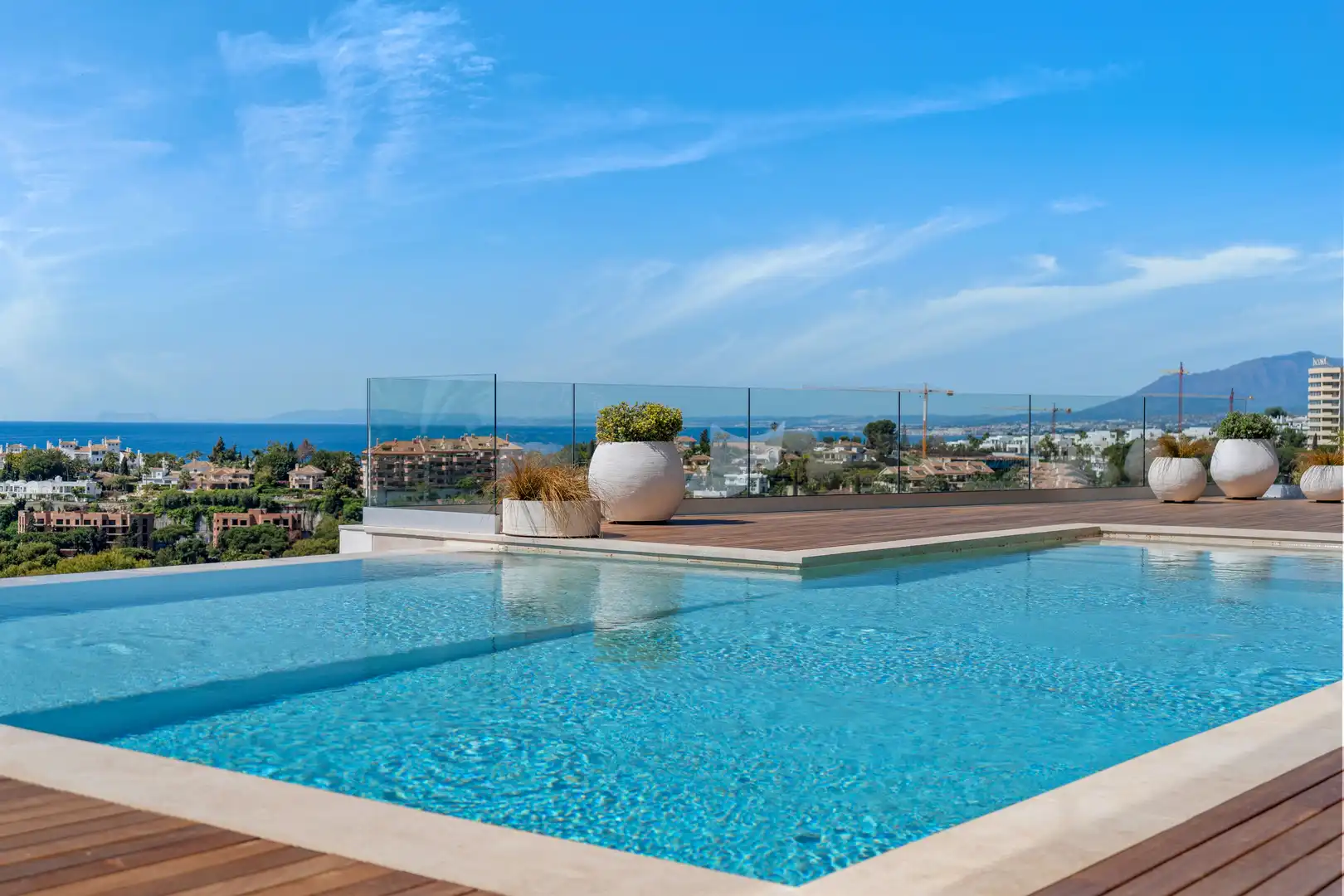 Casa con piscina en venta en Río Real - Los Monteros, imagen 28