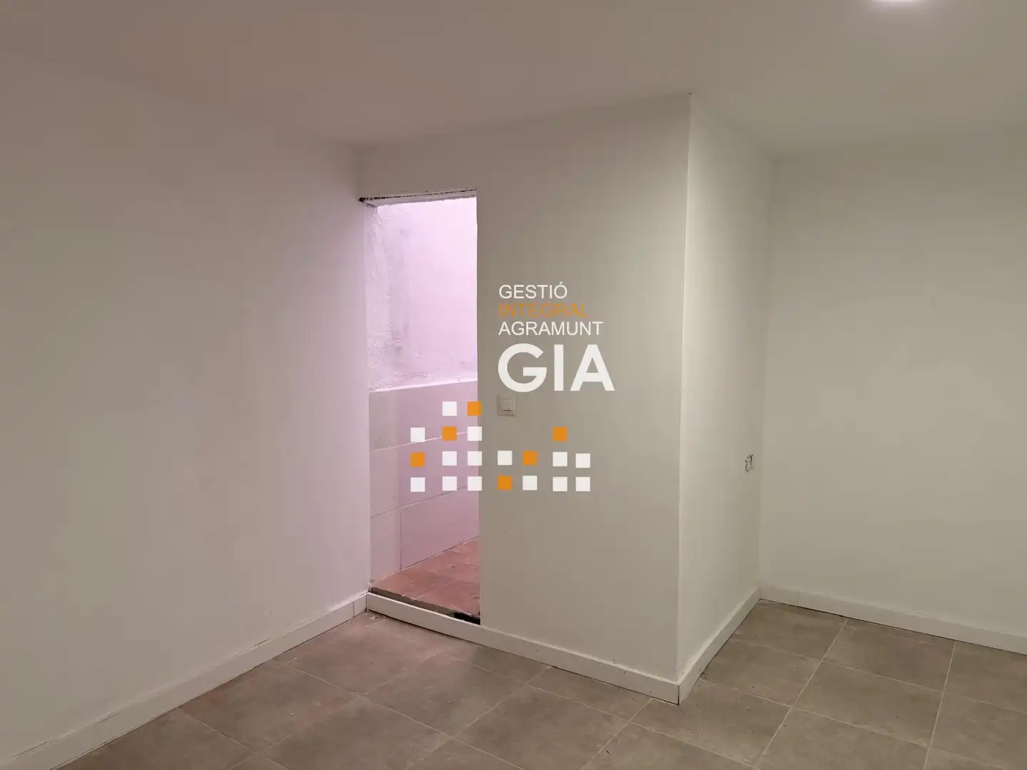 Casa amb terrassa en venda a Carrer de la Muralla 5, imagen 3