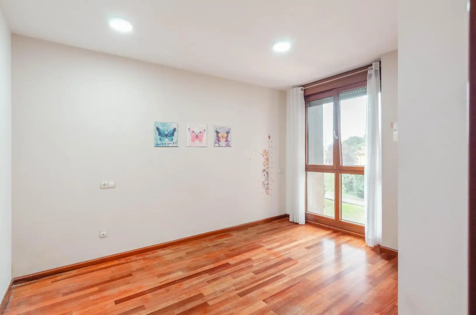 Flat with terrace for sale in Calle MANOLO QUIROS 2, imagen 25