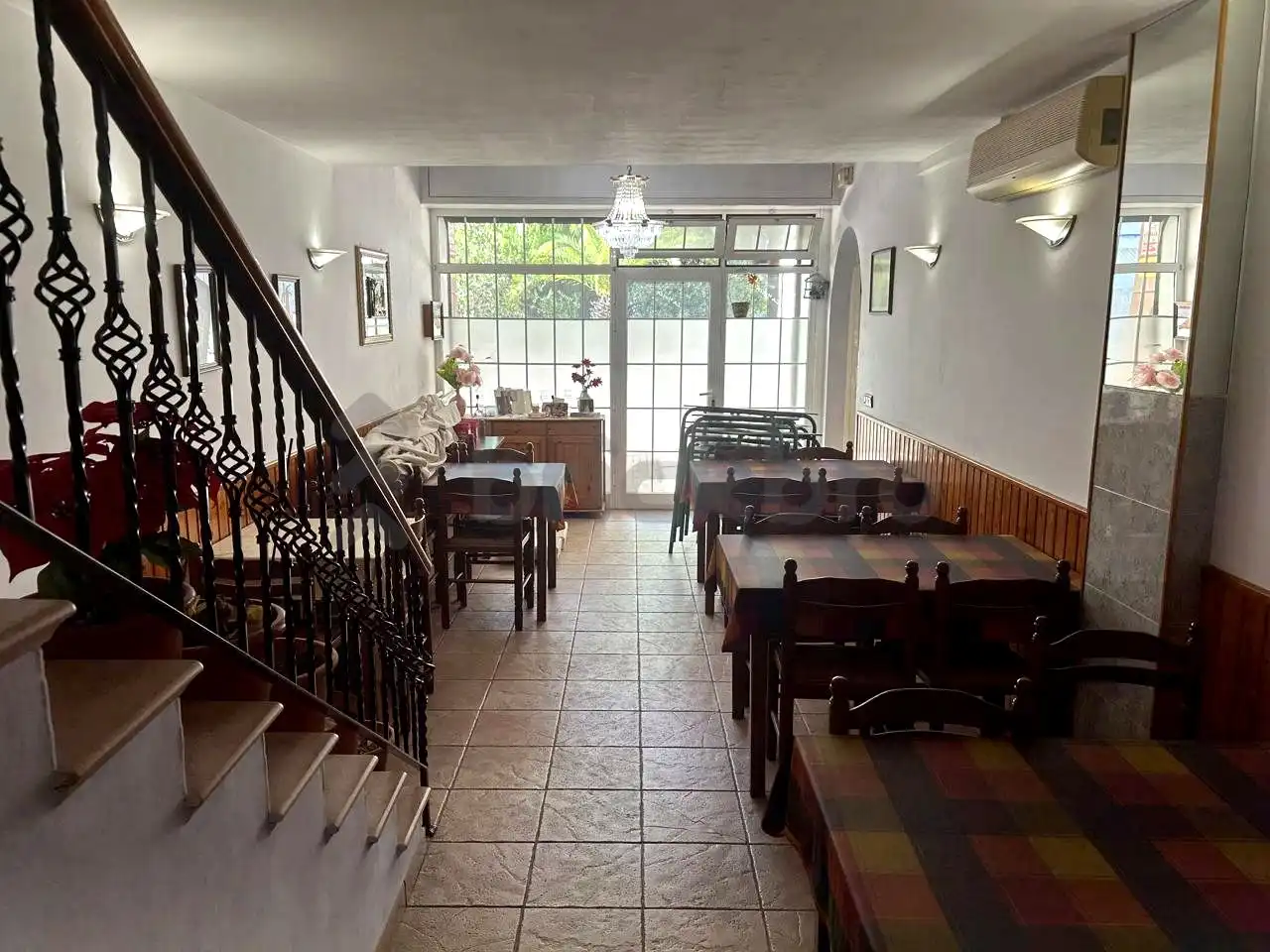 Business premises for sale in De Les Corts Catalanes, imagen 37