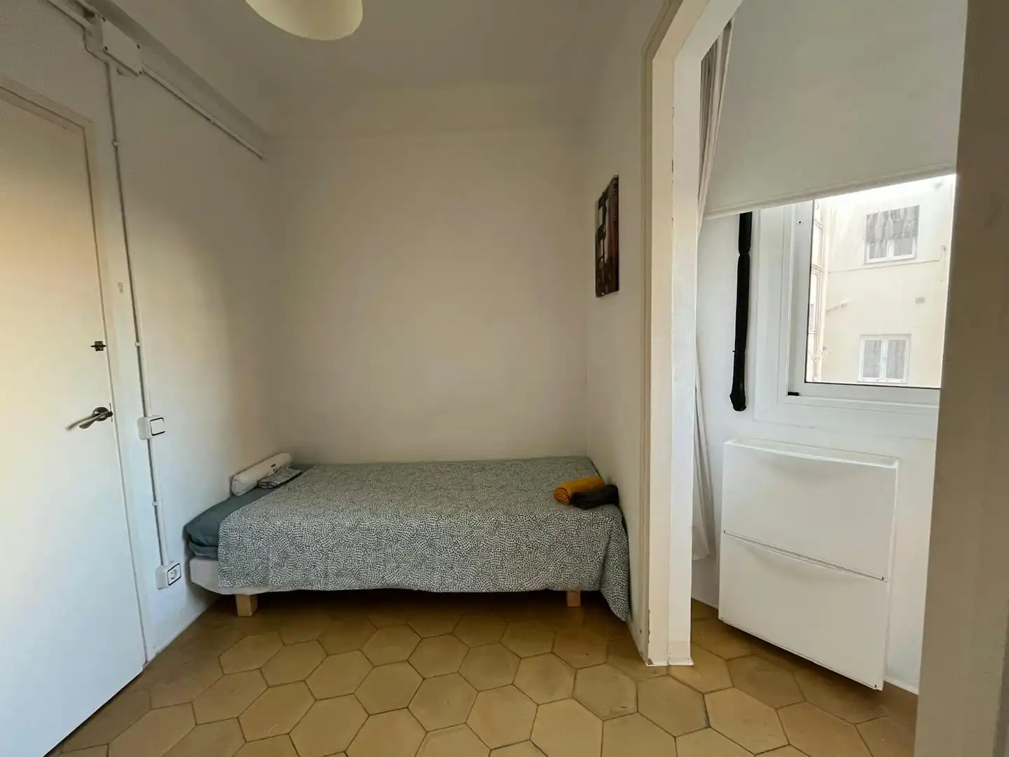 Bedroom of Flat for share in  Barcelona Capital  with Heating, Furnished and Washing machine