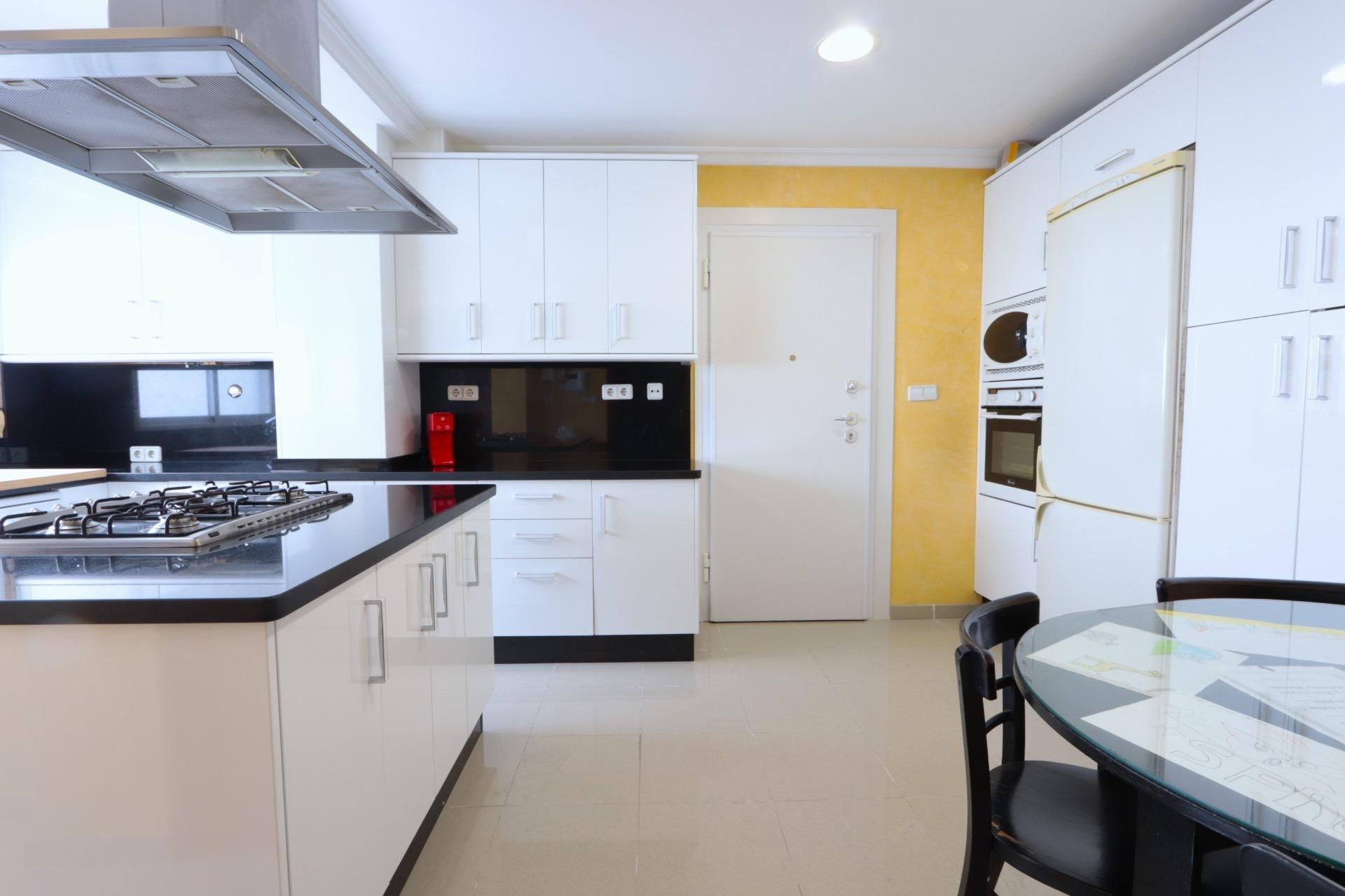 Kitchen of Flat for sale in Cartagena  with Heating