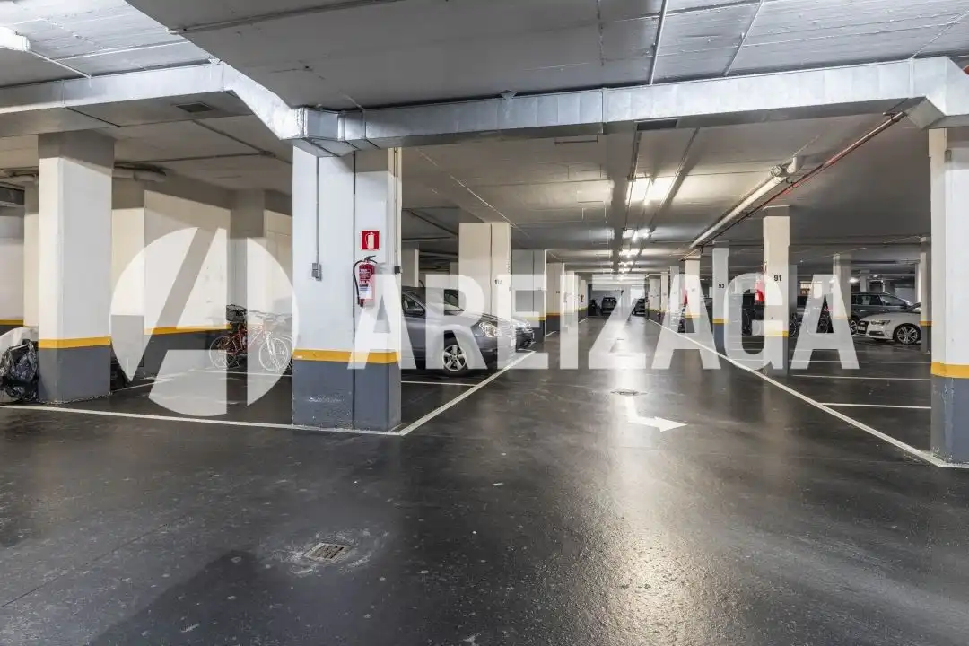 Parking of Flat for sale in Donostia - San Sebastián   with Heating, Terrace and Storage room