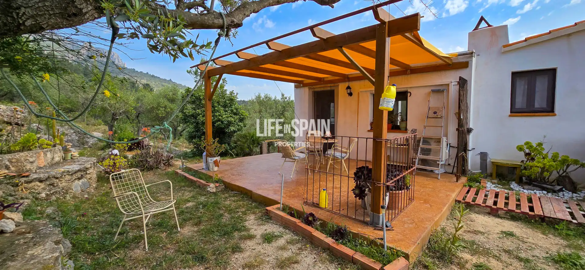 Jardí de Finca rústica en venda en Roquetes amb Aire condicionat, Calefacció i Jardí privat