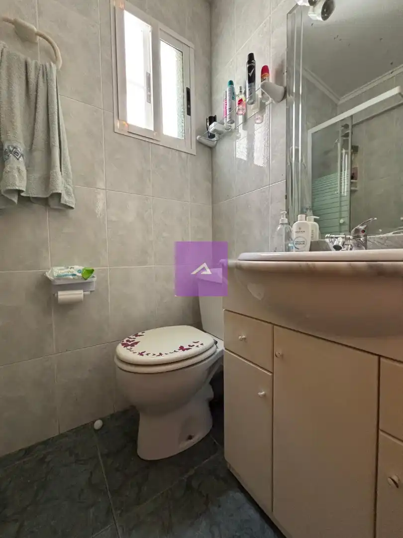 Bany de Apartament en venda en Sueca amb Aire condicionat, Terrassa i Moblat