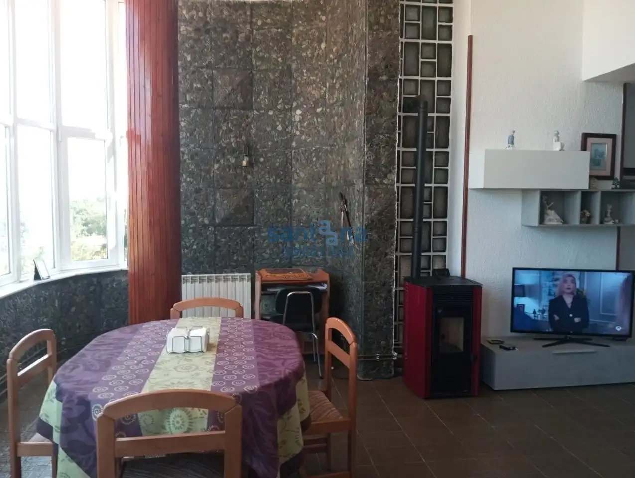 Comedor de Casa o chalet en venta en Garrafe de Torío con Calefacción, Jardín privado y Terraza