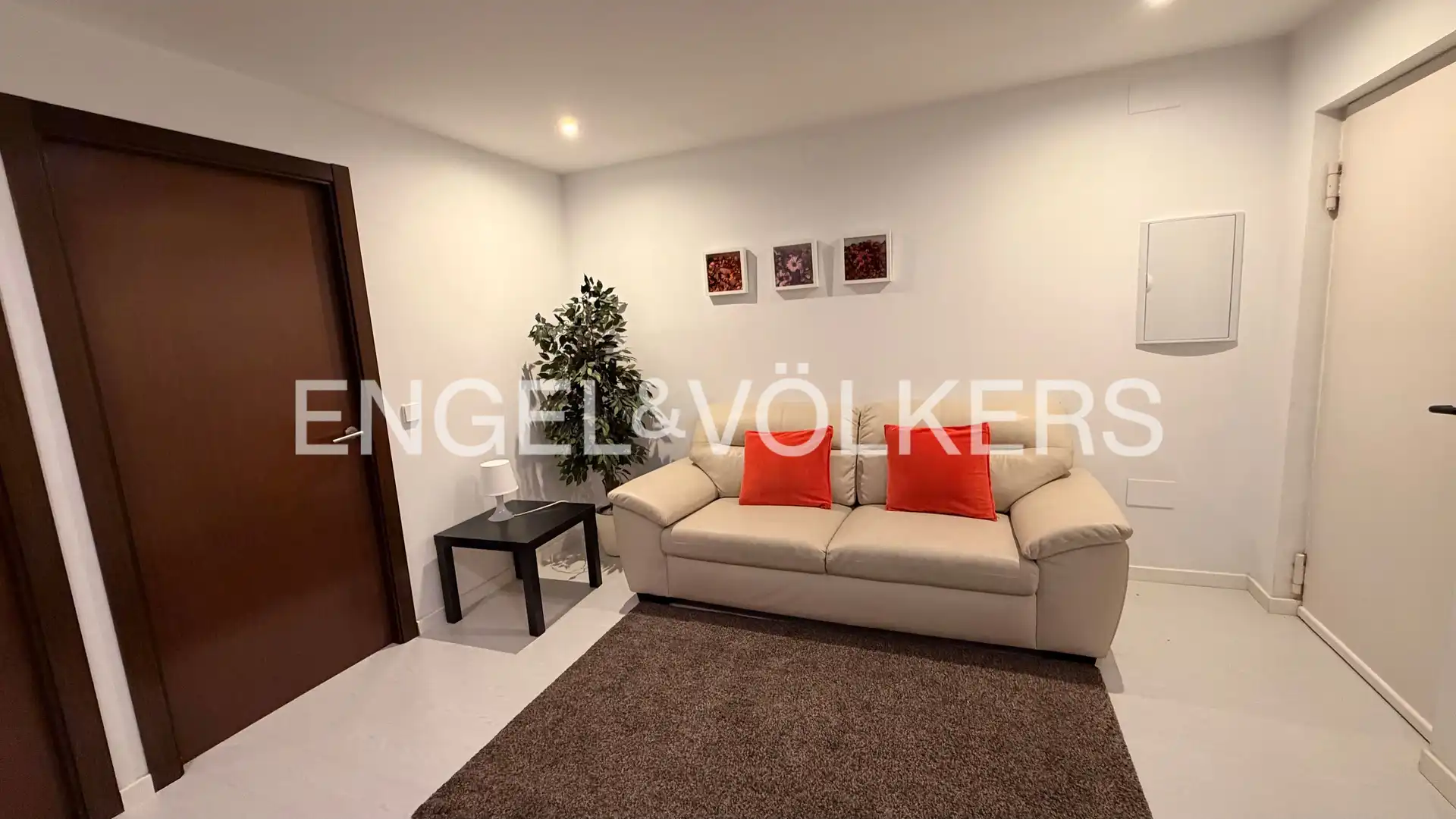 Sala de estar de Dúplex de alquiler en La Moraleja con Aire acondicionado, Calefacción y Jardín privado