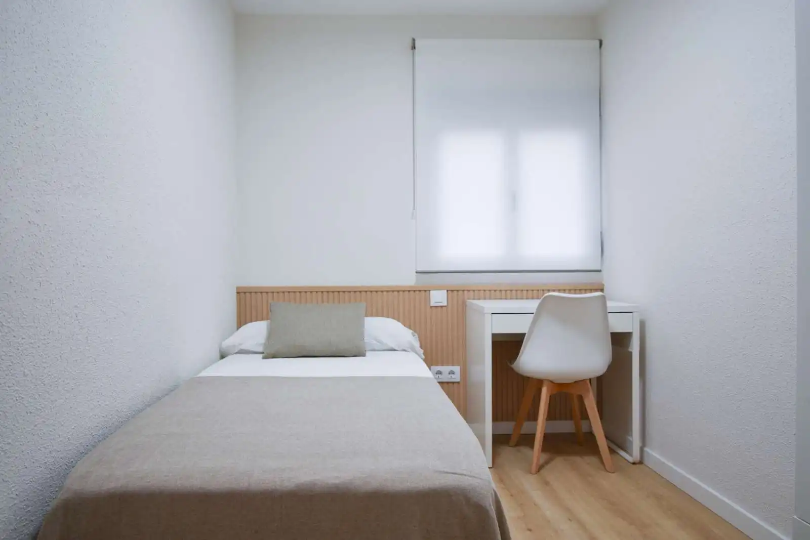 Room in Tres Olivos - Valverde