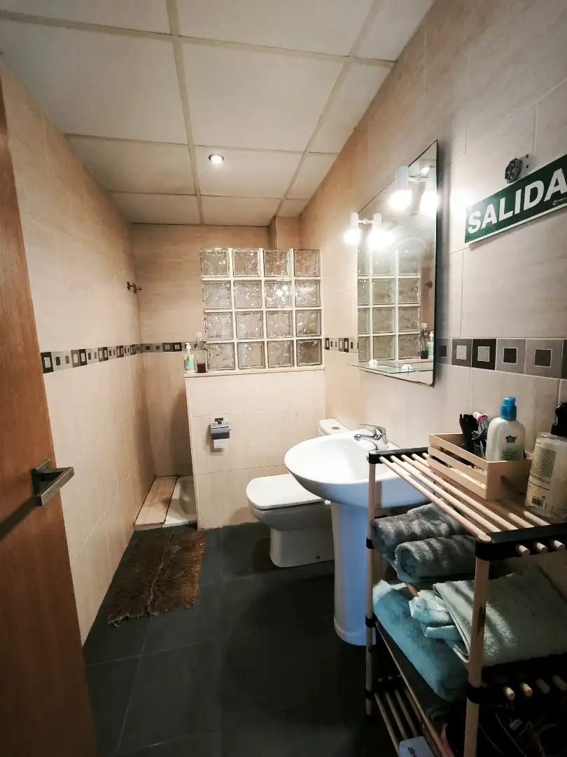 House with terrace for sale in Carrer Sant Isidre, imagen 9