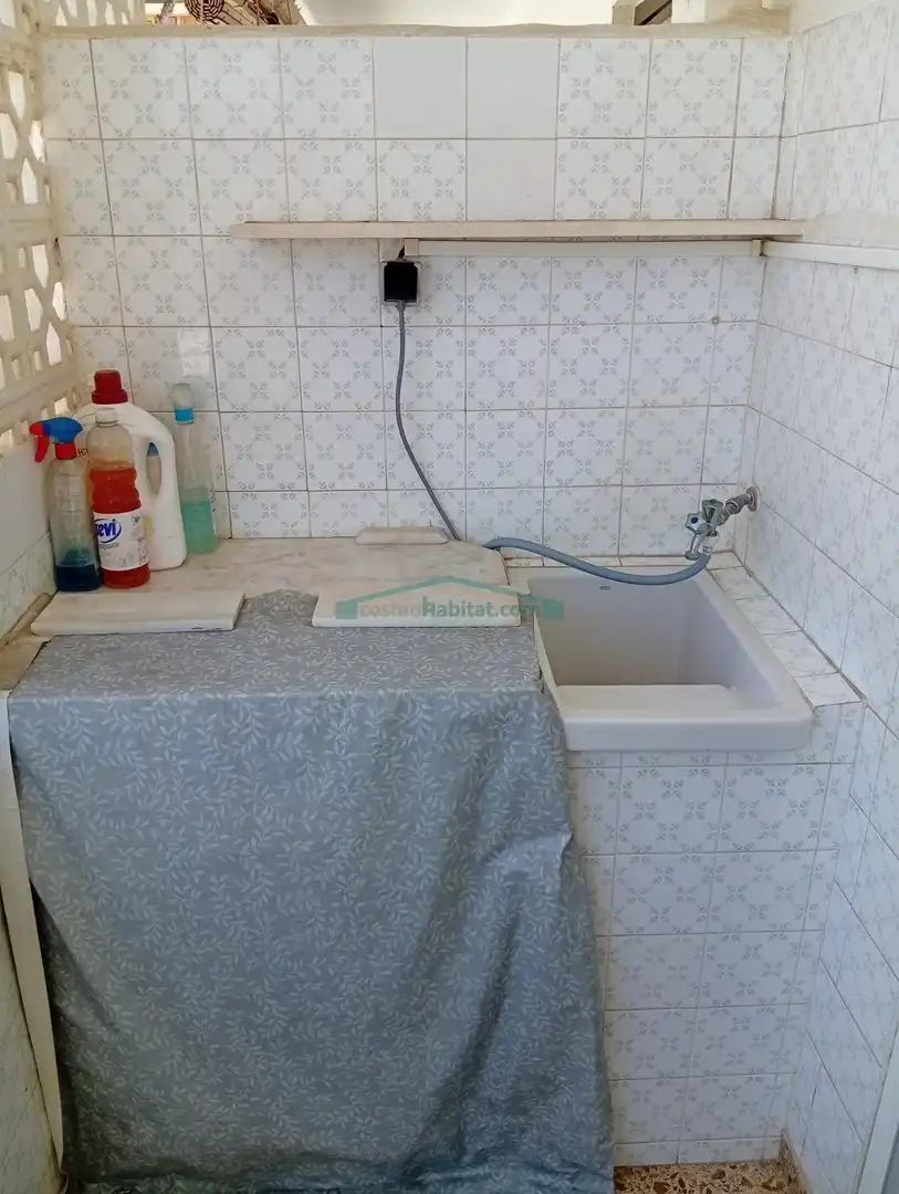Baño de Apartamento en venta en Tavernes de la Valldigna con Terraza y Balcón