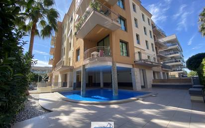 Swimming pool of Flat for sale in Cambrils  with Air Conditioner and Terrace