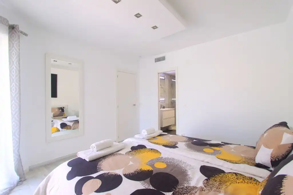 Habitación de Ático en venta en Marbella con Aire acondicionado, Calefacción y Terraza