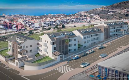 Vista exterior de Apartament en venda en Benalmádena amb Piscina comunitària