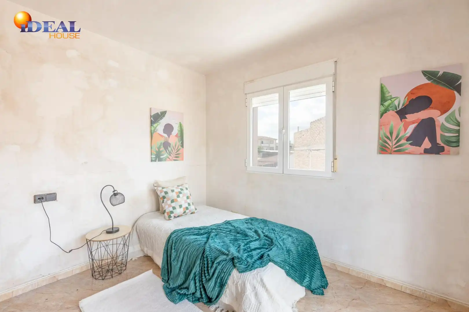 Habitación de Casa o chalet en venta en Íllora con Jardín privado