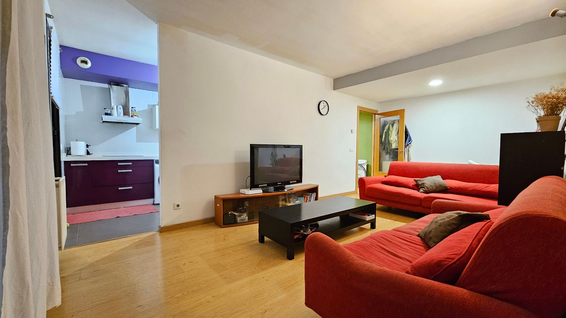 Sala d'estar de Pis en venda en Vitoria - Gasteiz amb Calefacció, Parquet i Terrassa