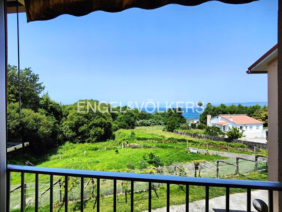Vista exterior de Apartament en venda en Bueu amb Calefacció i Terrassa