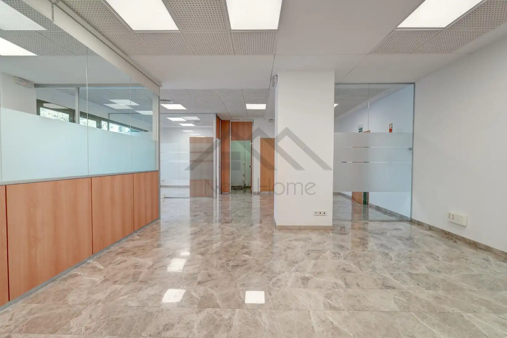 Oficina de alquiler en Paterna
