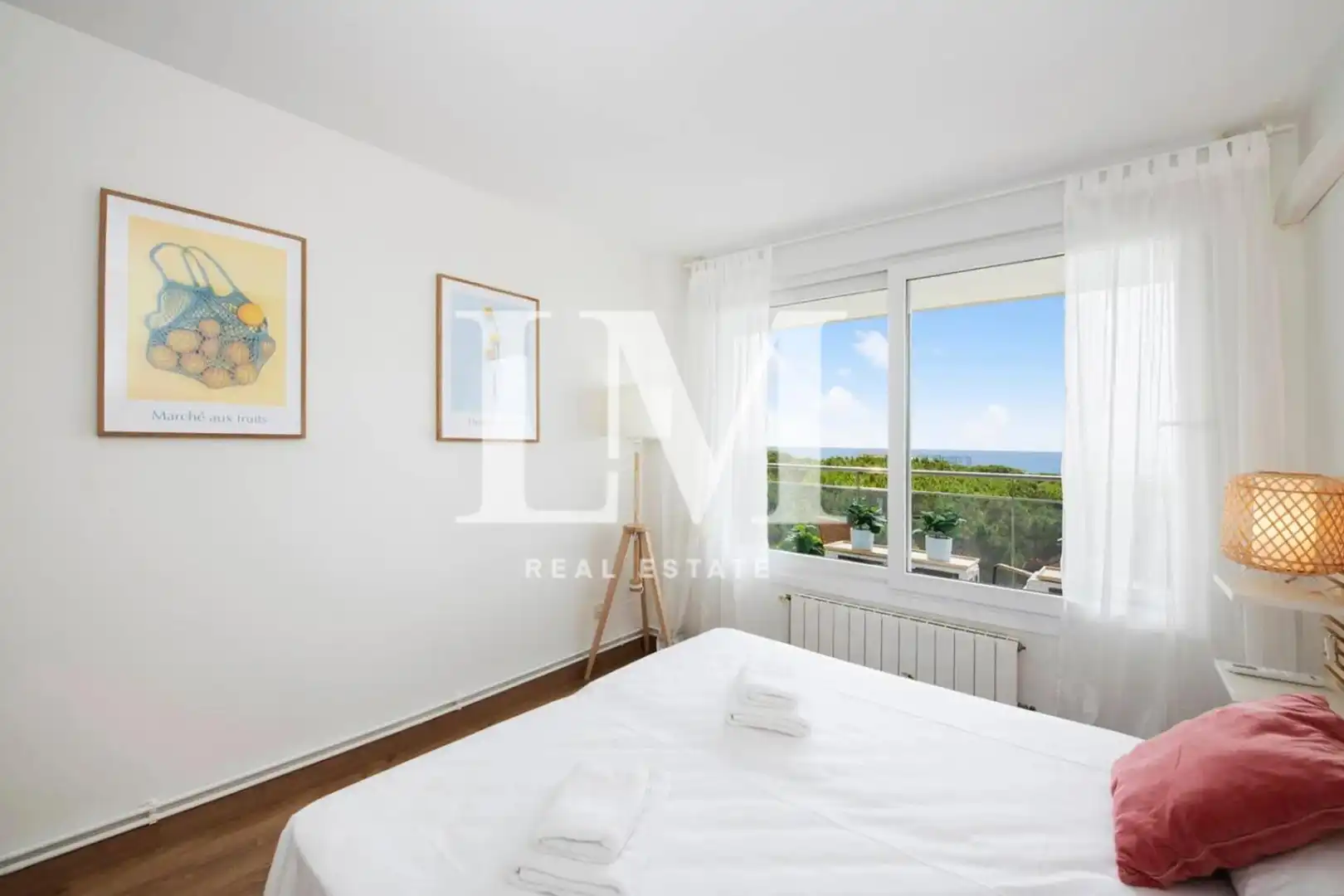 Habitación de Apartamento de alquiler en Gavà con Aire acondicionado, Terraza y Amueblado