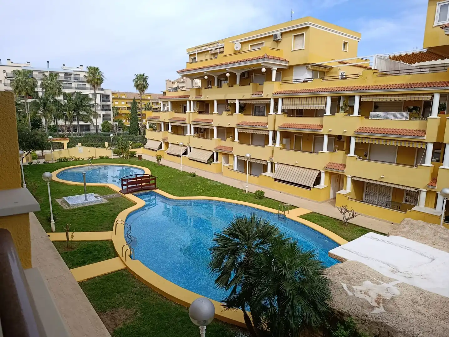 Piscina de Apartament en venda en Dénia amb Aire condicionat, Calefacció i Terrassa