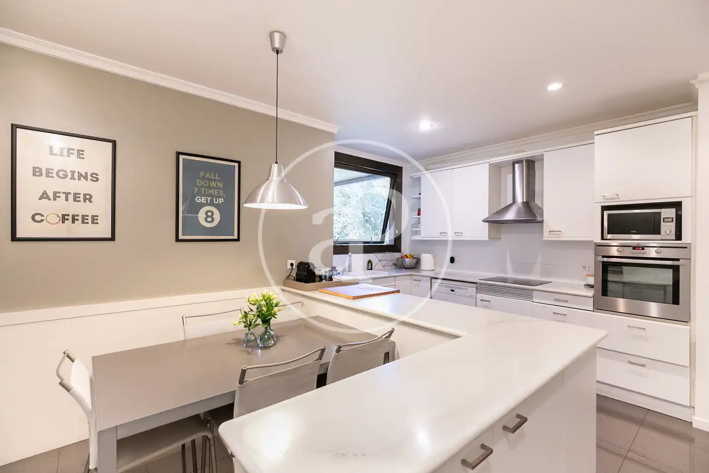 Cocina de Piso en venta en Barcelona con Aire acondicionado, Calefacción y Jardín privado