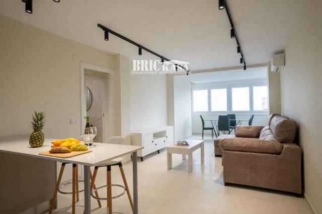 Piso en Venta en N/A en La Carihuela - Los Nidos