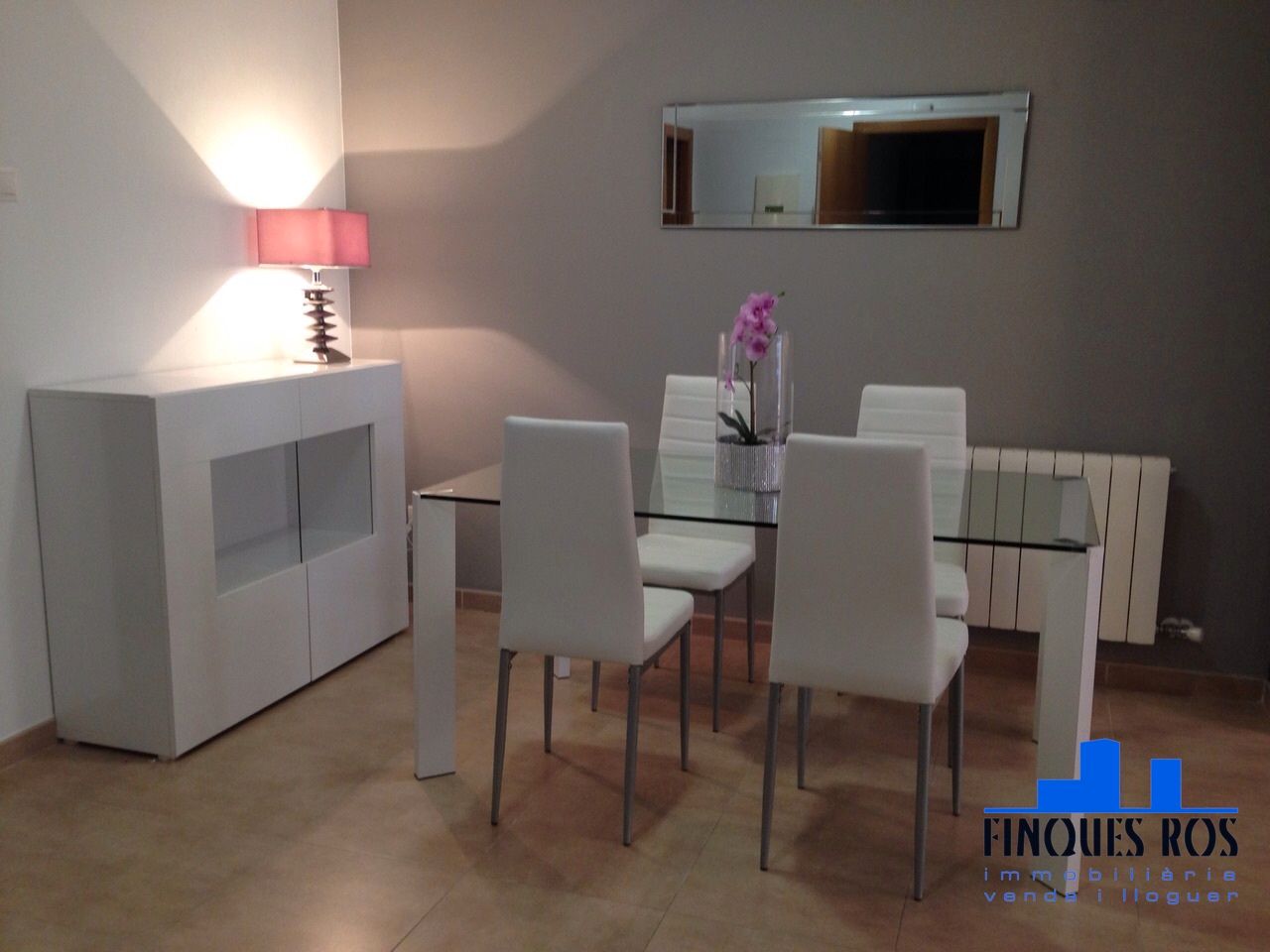 Menjador de Apartament en venda en Vinaròs amb Aire condicionat, Calefacció i Moblat