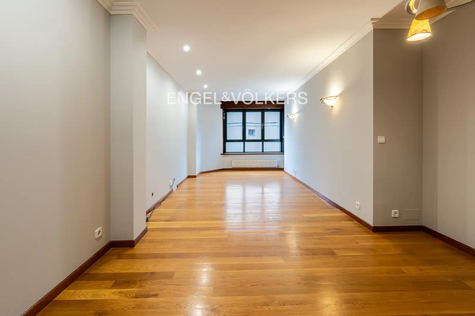 Comedor de Piso de alquiler en Vigo  con Calefacción