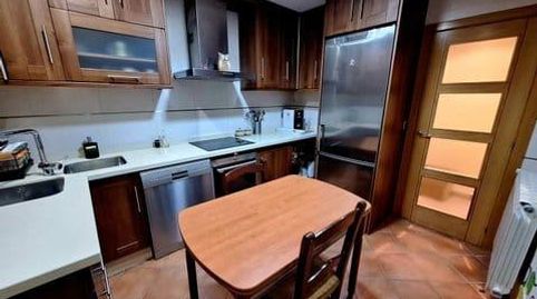 Foto 2 de Piso en venta en La Gineta, Albacete