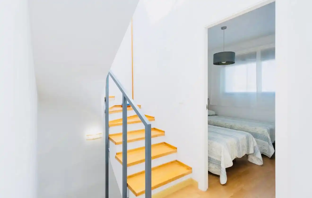 Schlafzimmer von Einfamilien-Reihenhaus zum Verkauf in Dénia mit Klimaanlage, Heizung und Terrasse