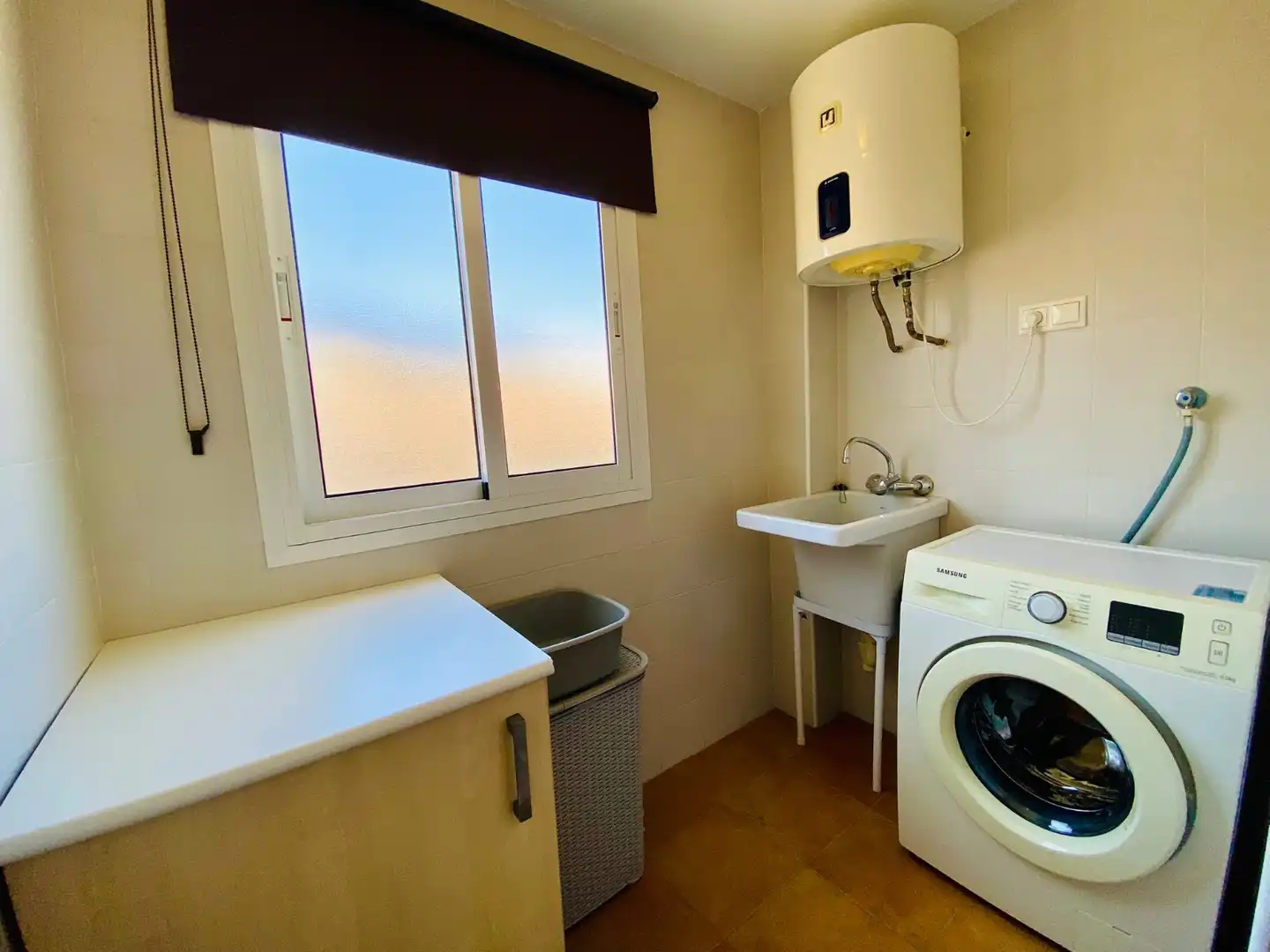 Badezimmer von Dachboden zur Miete in El Campello mit Klimaanlage, Heizung und Terrasse