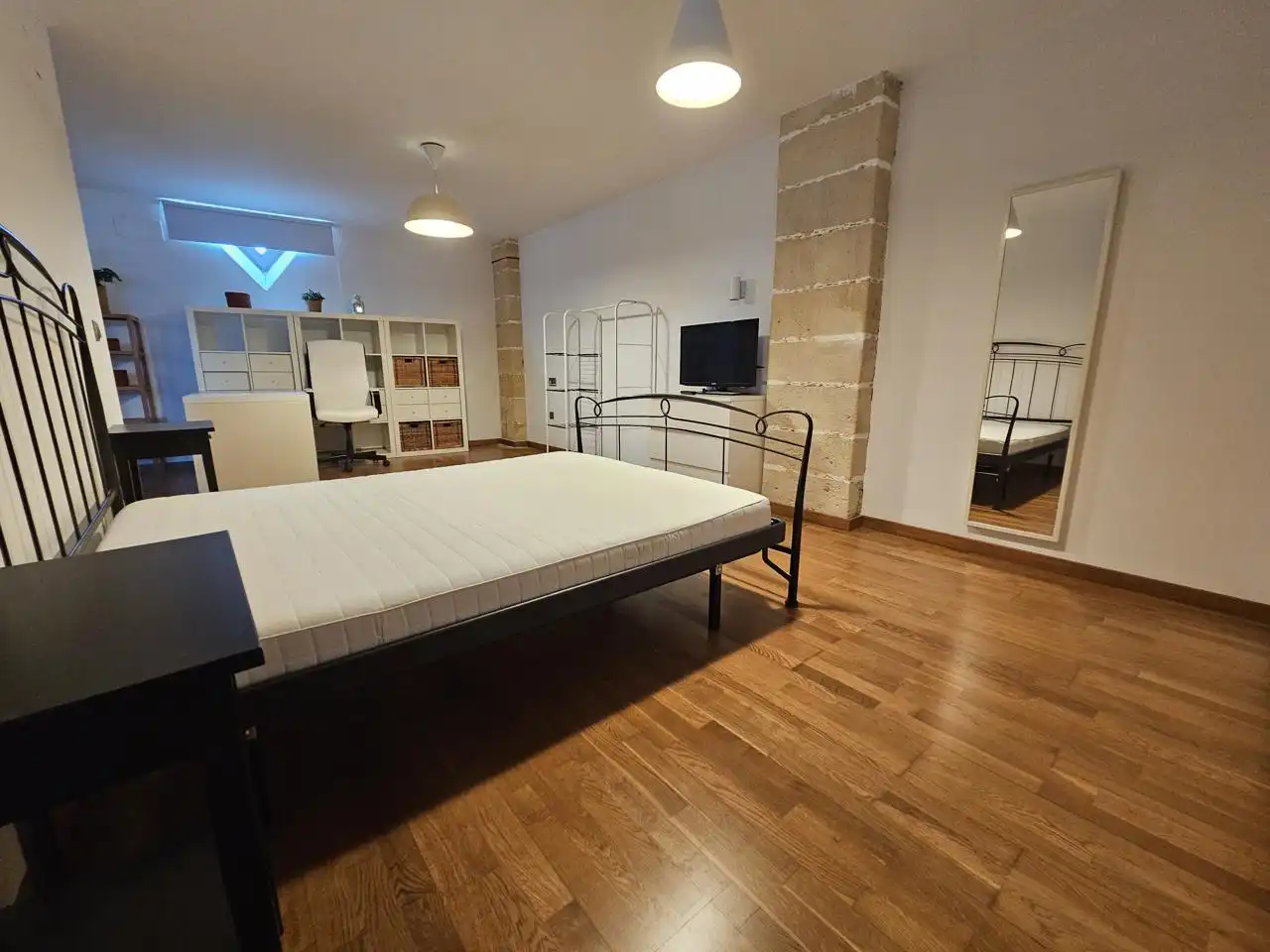 Bedroom of Duplexes for sale in Jerez de la Frontera  with Parquet flooring and Community pool