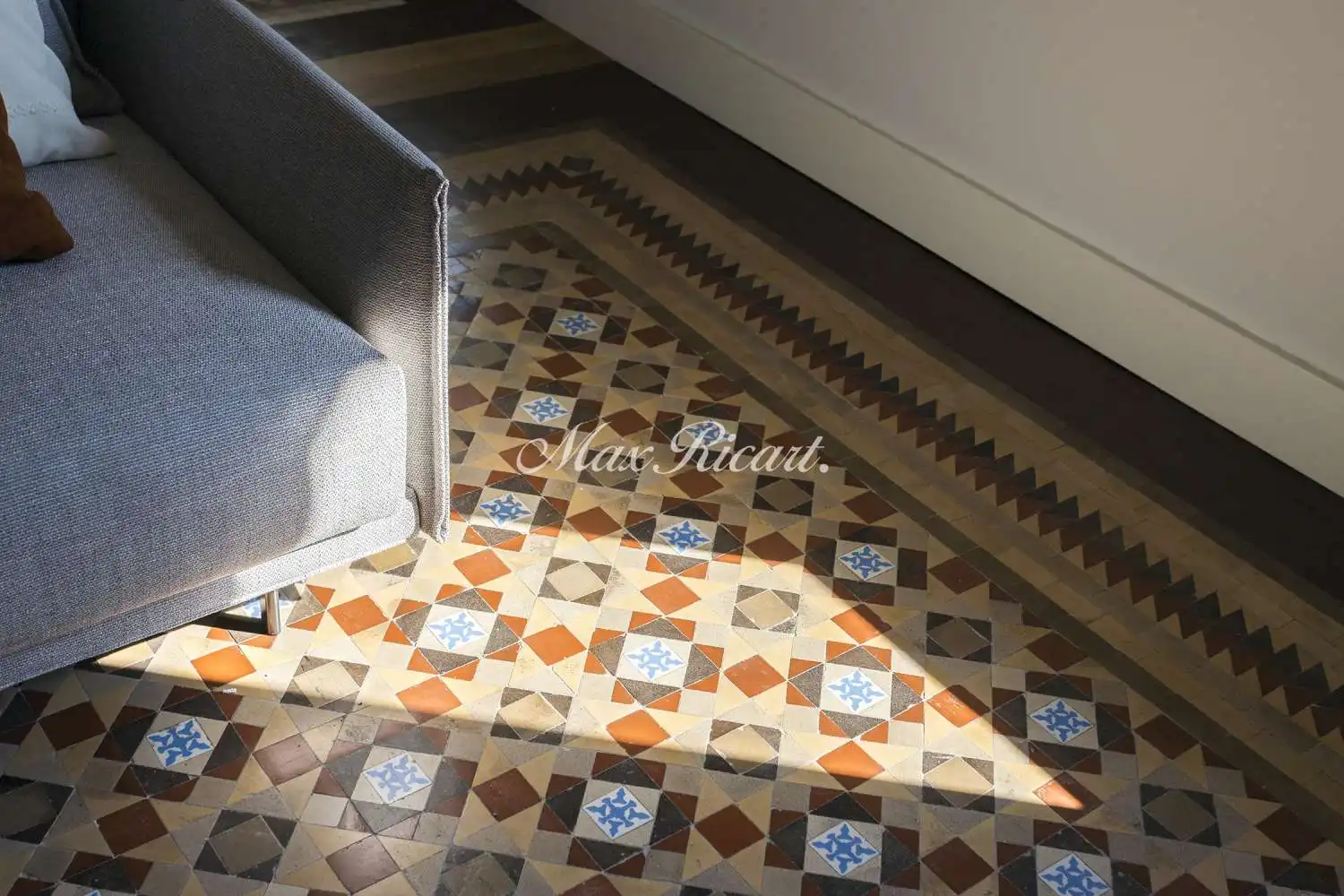 Dachboden zur Miete in N/A, Dreta de l'Eixample