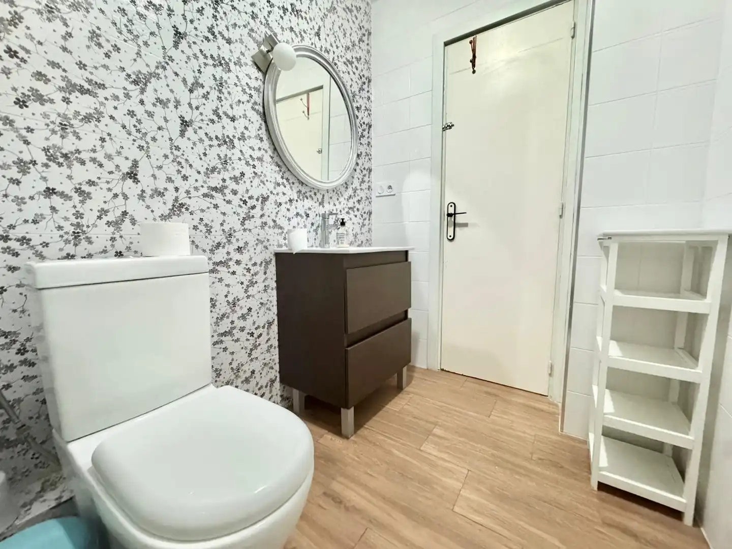 Bathroom of Attic for rent in Torrevieja  with Heating, Terrace and Storage room