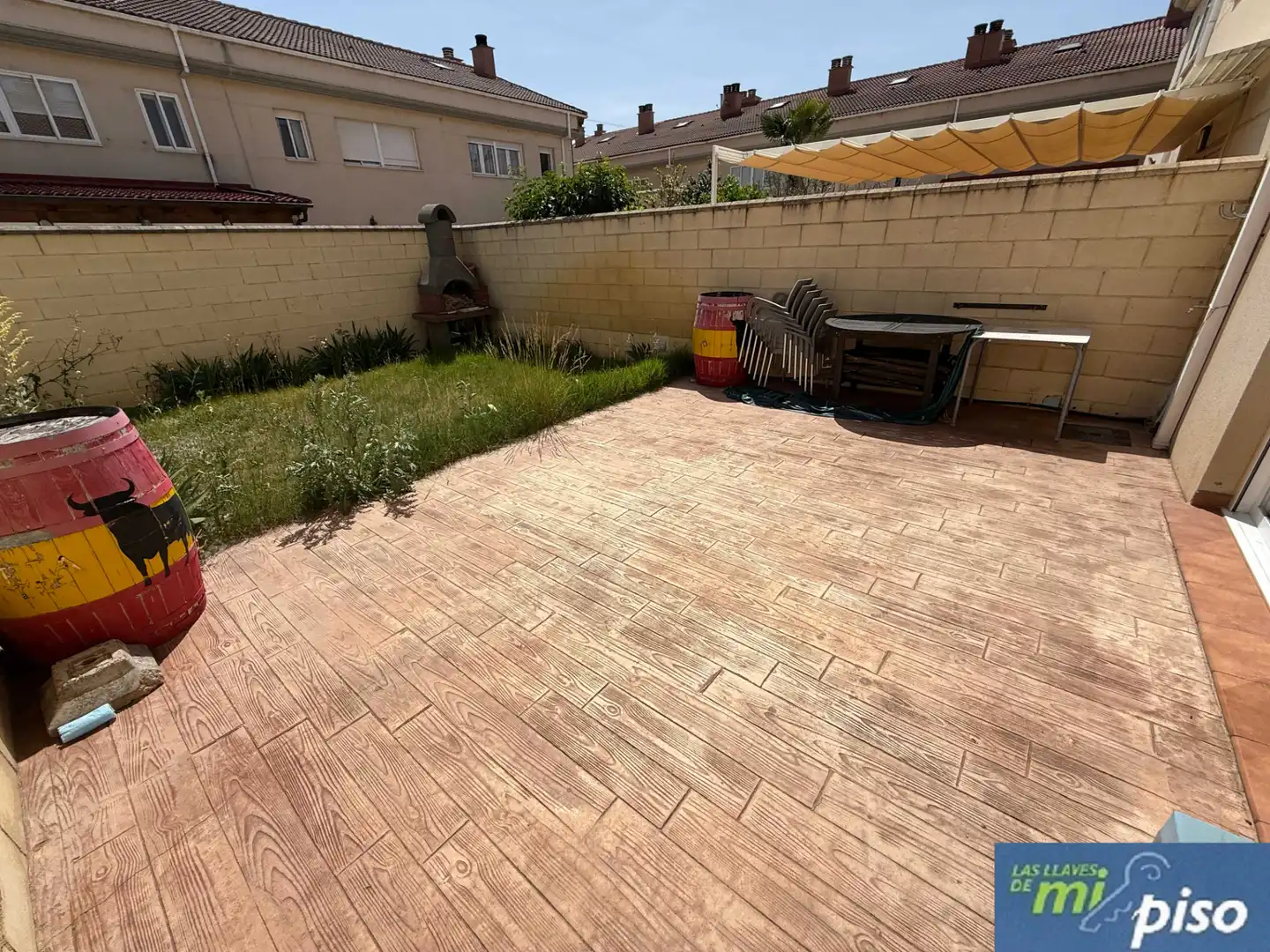 Jardí de Casa adosada en venda en Cabezón de Pisuerga amb Calefacció, Jardí privat i Parquet
