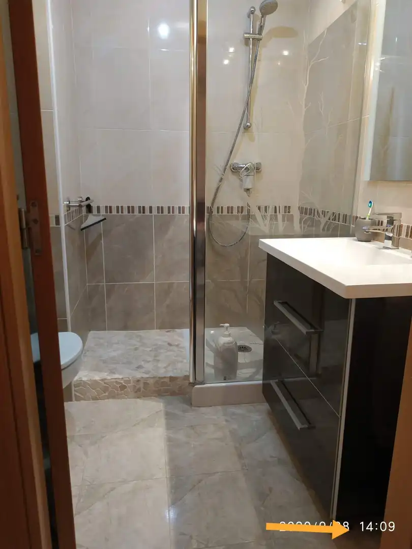 Badezimmer von Wohnung zum Verkauf in Sueca mit Klimaanlage und Abstellraum