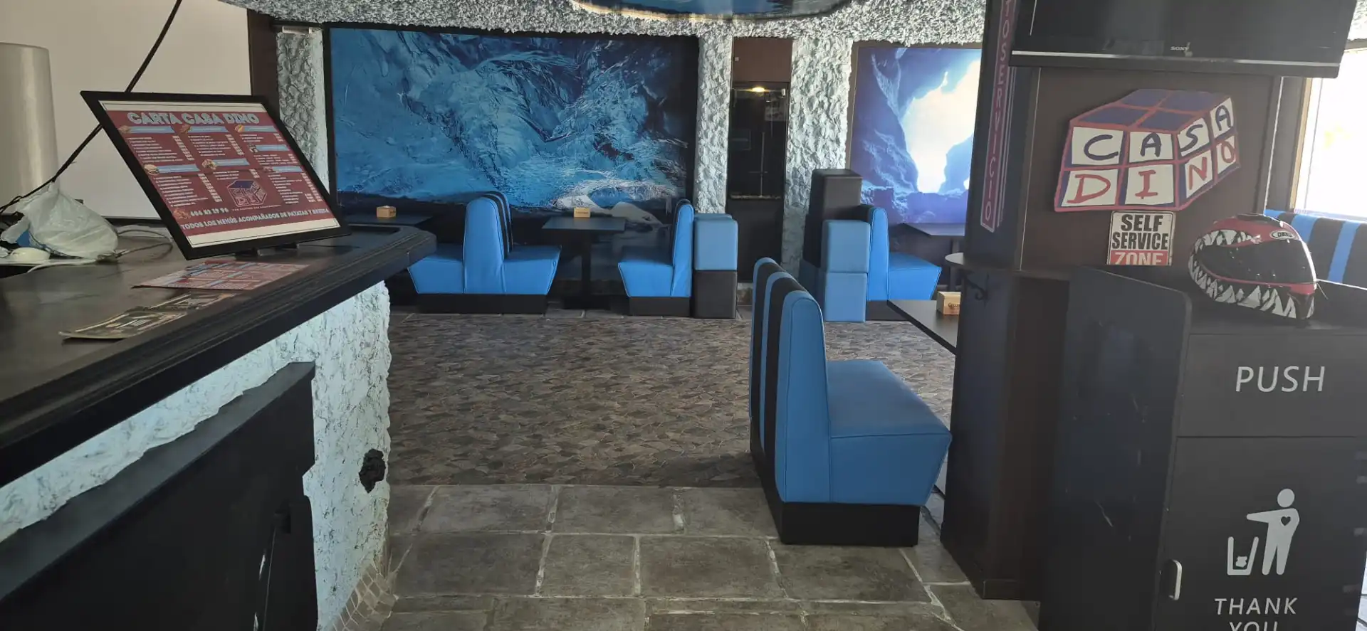 Commercial properties for sale in El Portil  with Air Conditioner, Furnished and Internet